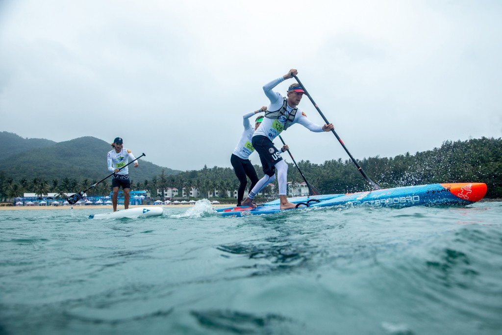 The United States' Connor Baxter won one of the three men's semi-finals as SUP technical racing took centre stage today at the ISA World SUP and Paddleboard Championship in Wanning ©ISA