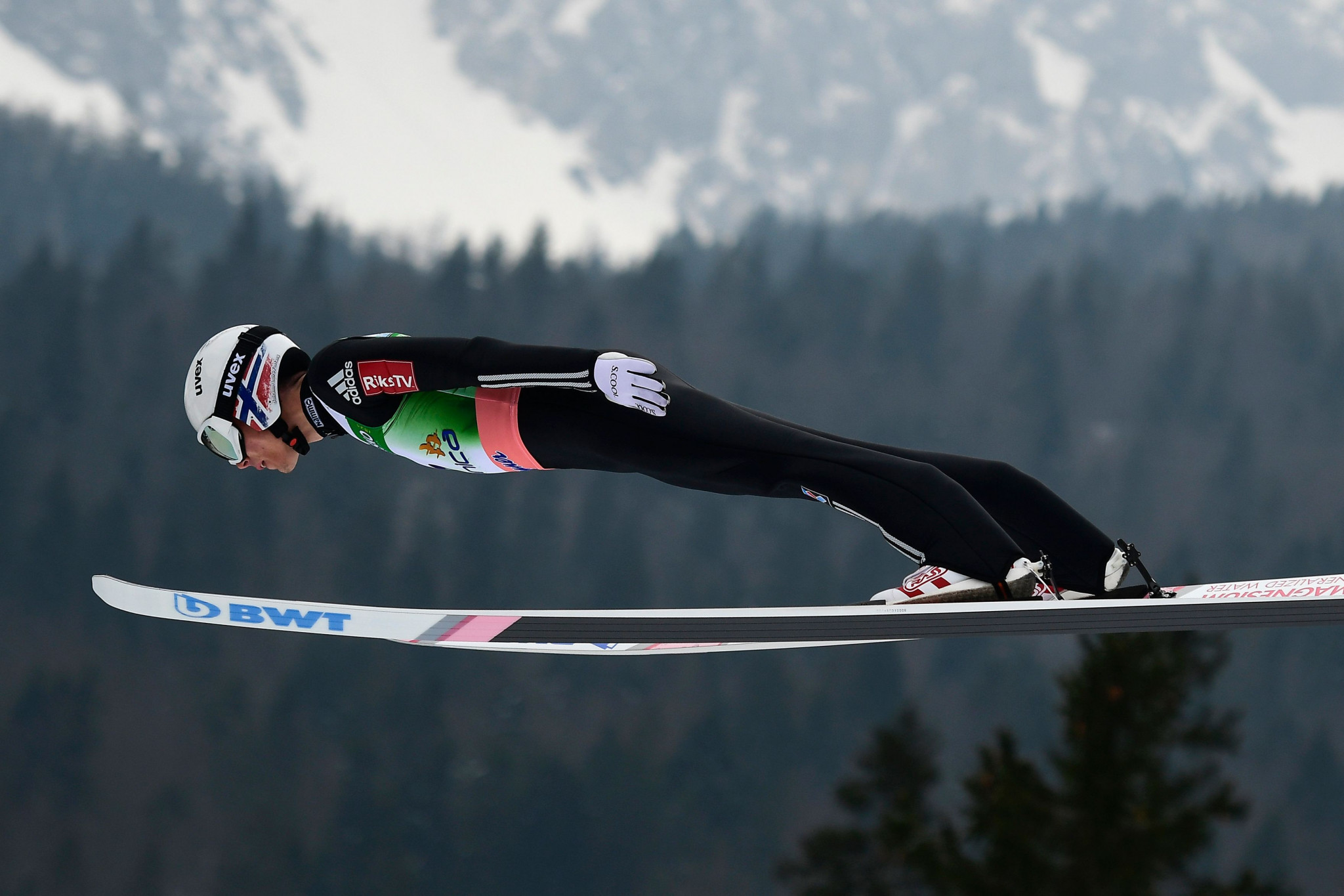 Forfang wins FIS Ski Jumping World Cup event in Nizhny Tagil