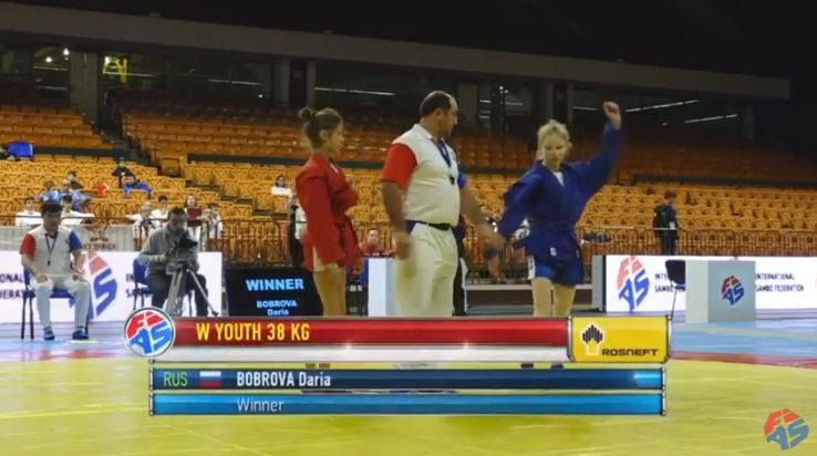Daria Bobrova won the world cadet title at 38kg ©YouTube