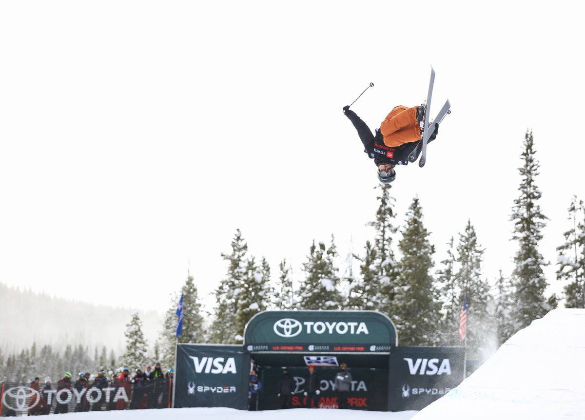Sharpe and Blunck top halfpipe qualification at FIS Freestyle Skiing World Cup in Colorado 