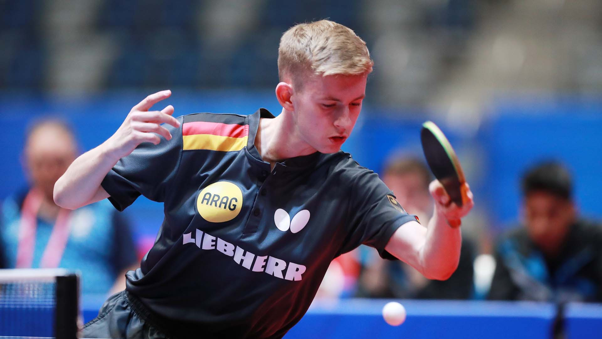 The group stages of the boys' and girls' singles got underway at the ITTF World Junior Championships in Bendigo, Australia ©ITTF