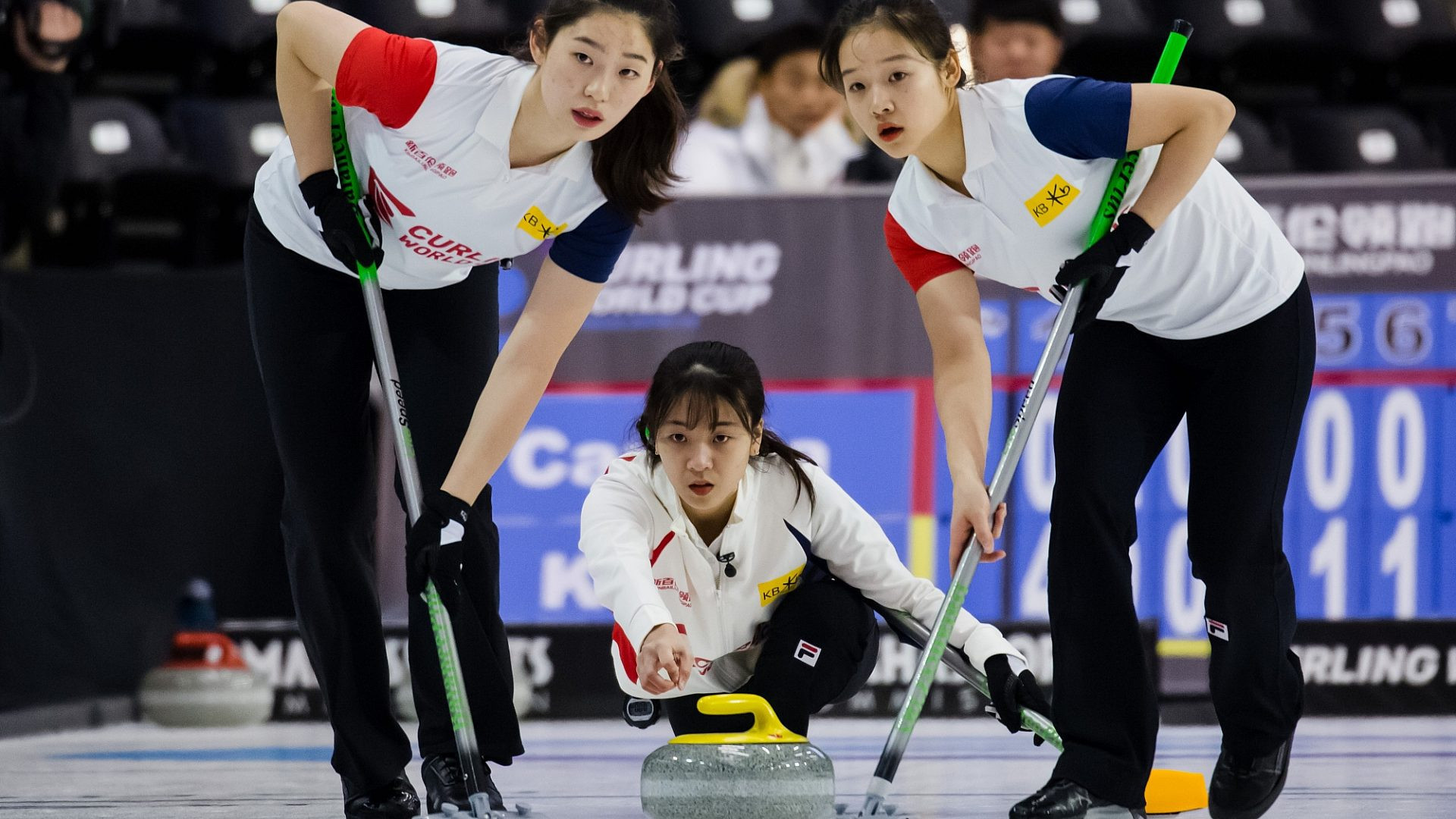 South Korea recorded two wins today at the Curling World Cup in Omaha to share the lead of Group A with Canada as Olympic champions Sweden were knocked out of the tournament ©Curling World Cup