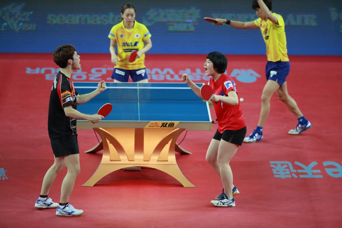 Unified Korean pairing open ITTF World Tour Grand Finals with victory over Japan's world champions