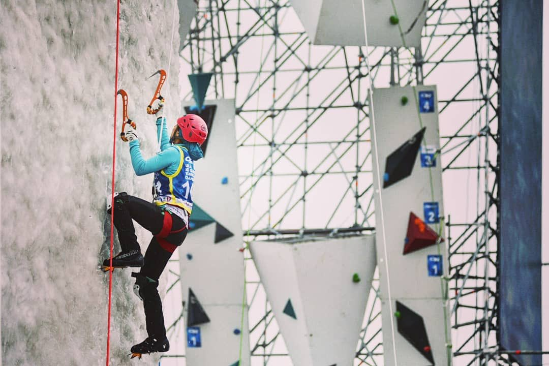 Tolokonina impresses in qualification at Ice Climbing World Combined Championships