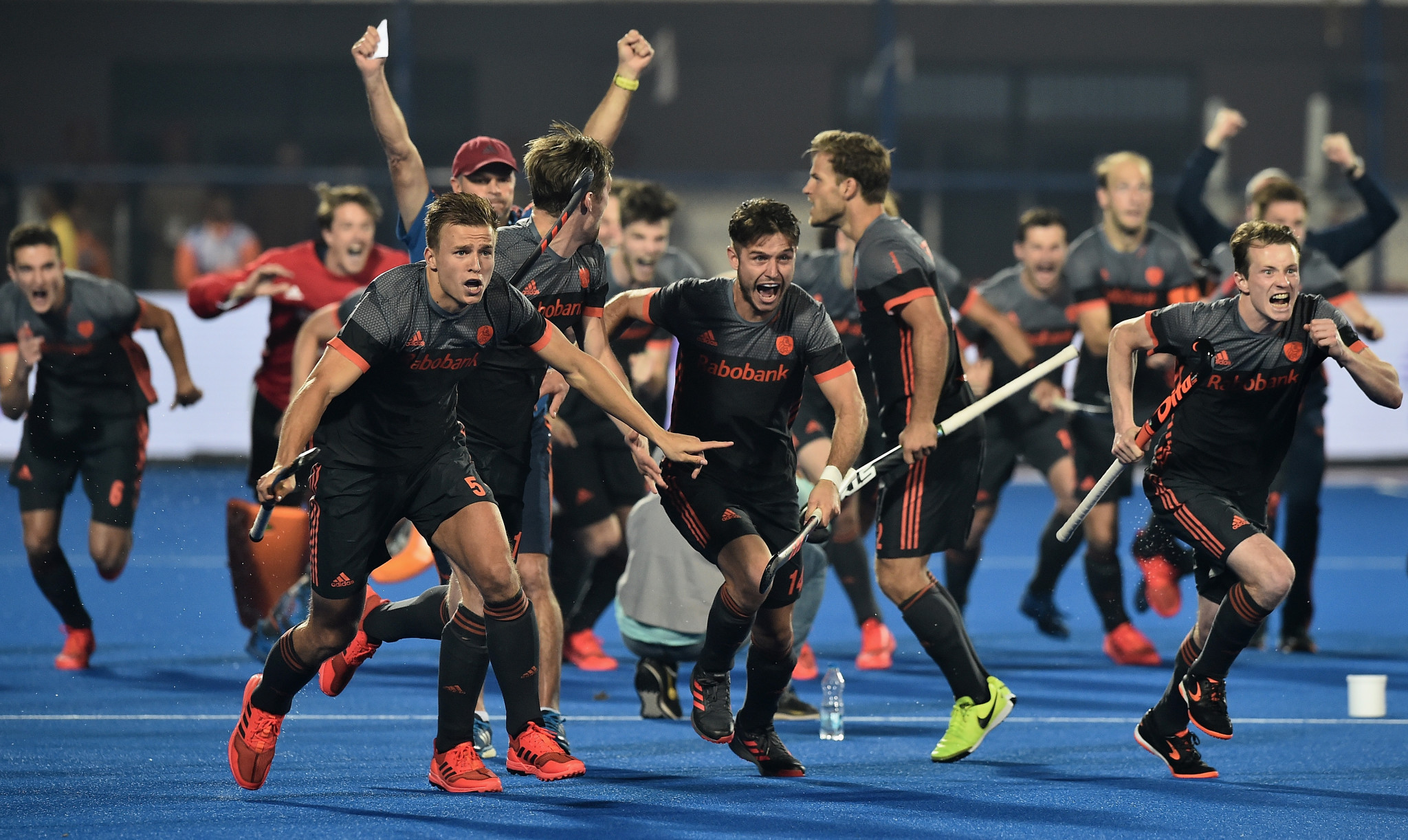 The Netherlands beat Australia in a shoot-out after a thrilling match ended 2-2 ©Getty Images