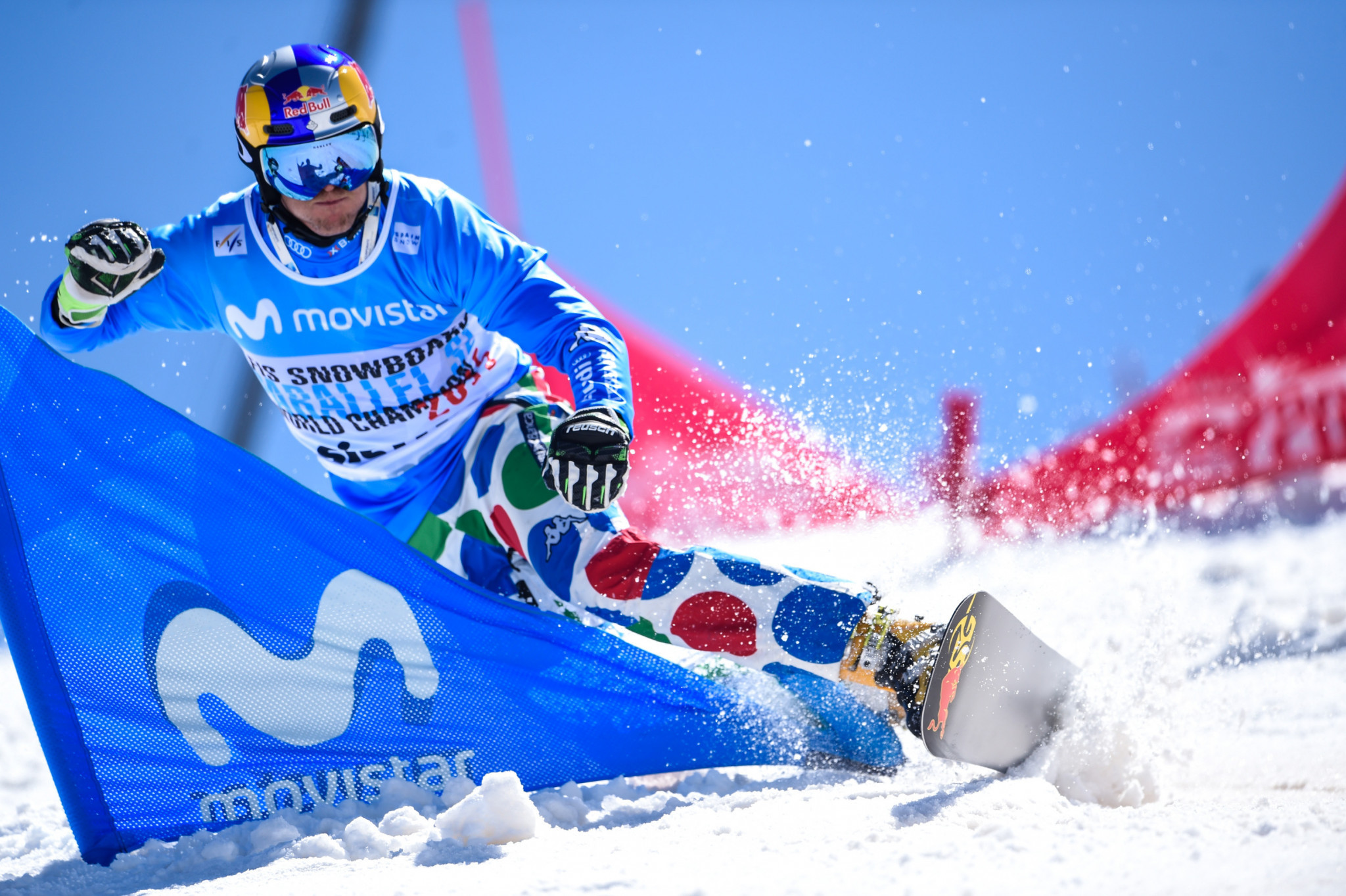 Roland Fischnaller claimed a superb home parallel giant slalom victory at the Snowboard World Cup in Cortina D'Ampezzo ©Getty Images