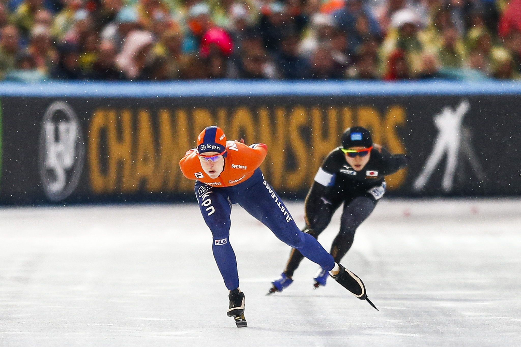 Ireen Wüst won the women's 1,500m Division A race on home ice ©Getty Images