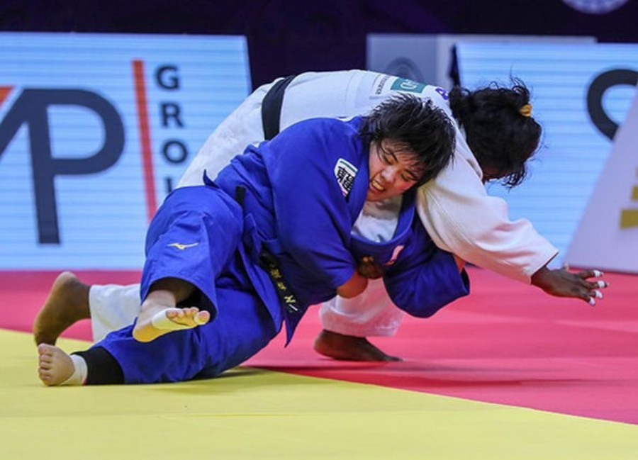Japanese teenager Akira Sone won the women's over-78kg event ©IJF