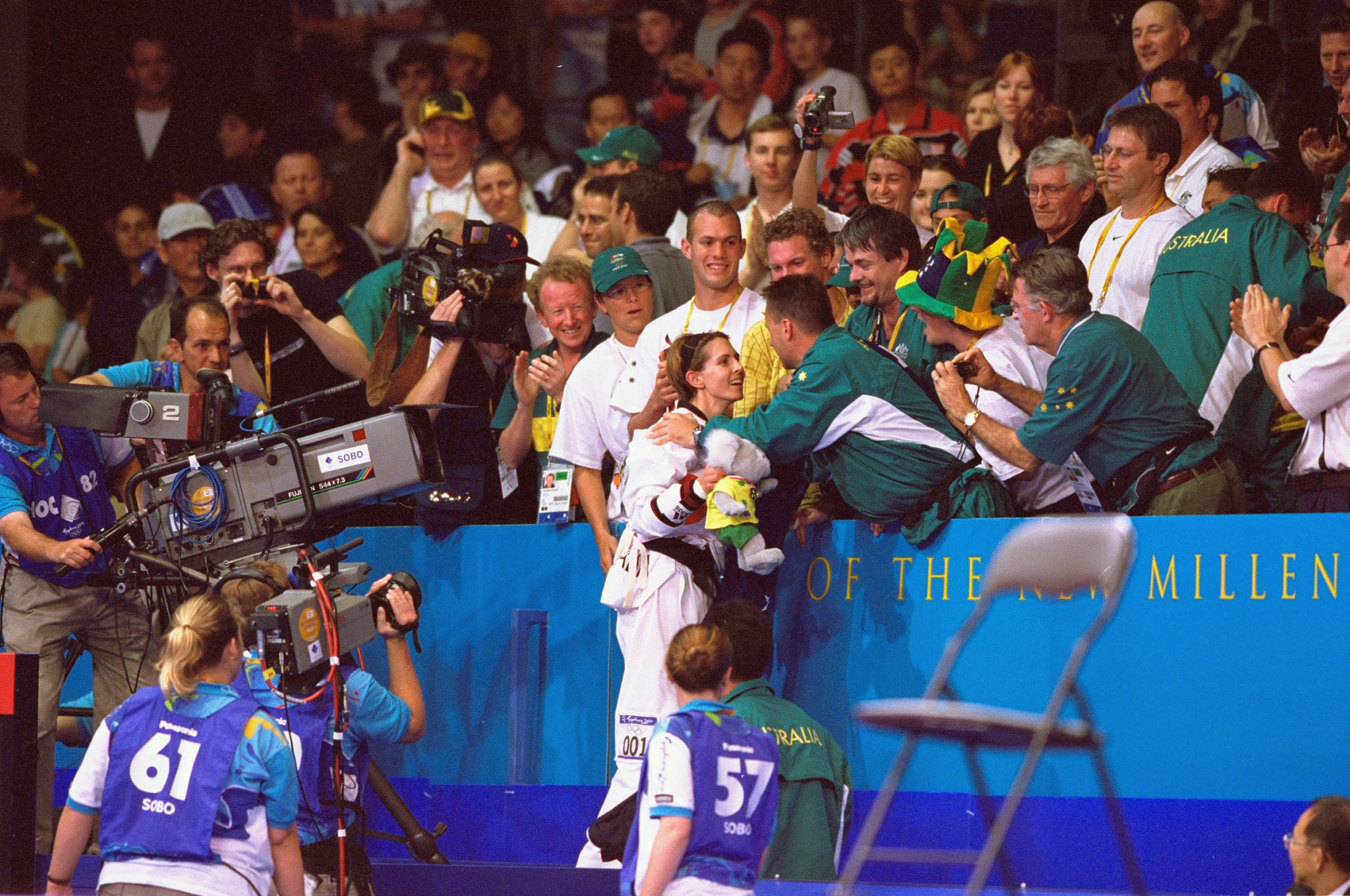 Lauren Burns' gold in 2000 was Australia's first in taekwondo ©Getty Images