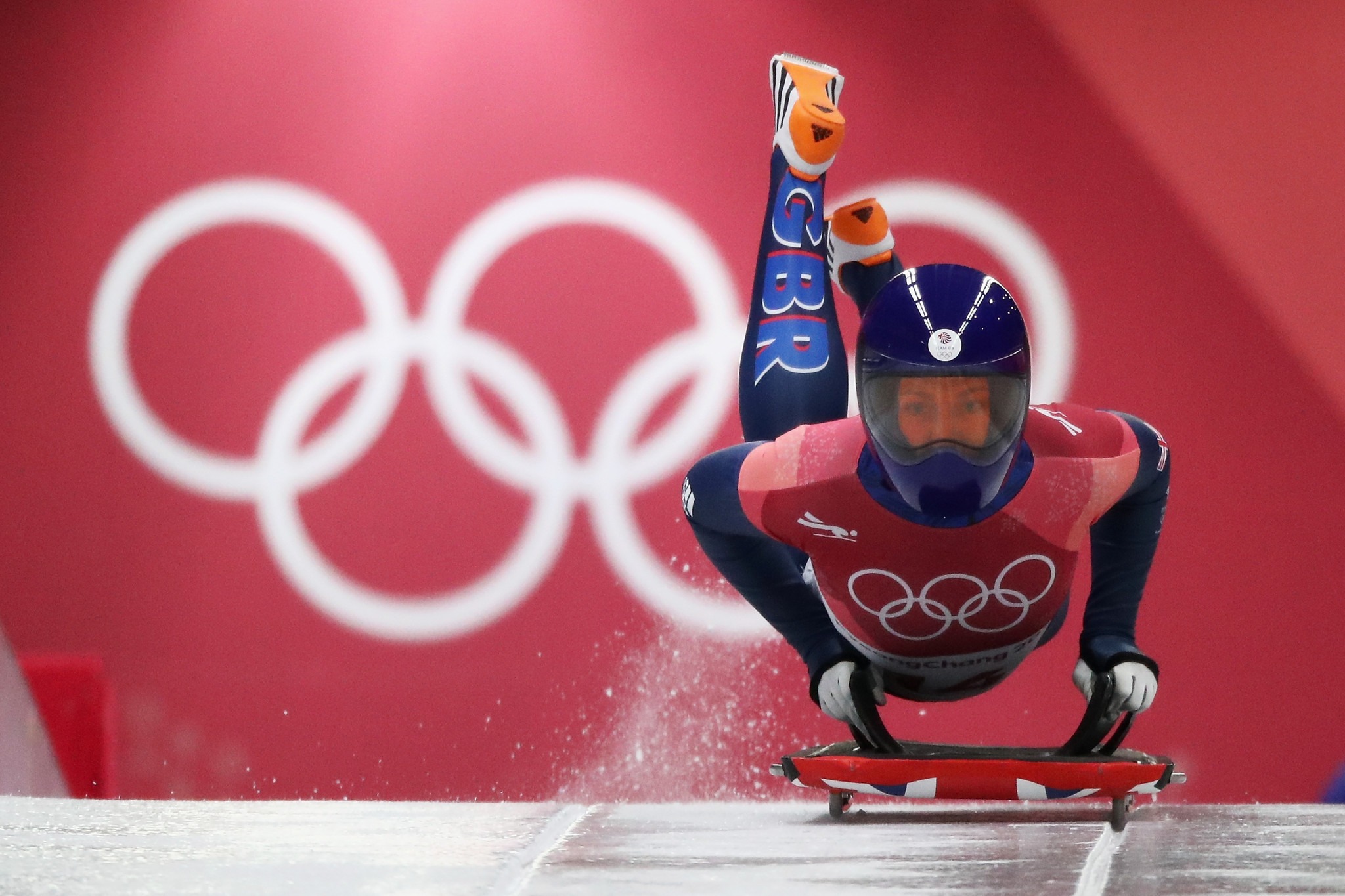 Britain's Lizzy Yarnold defended her women's skeleton title ©Getty Images