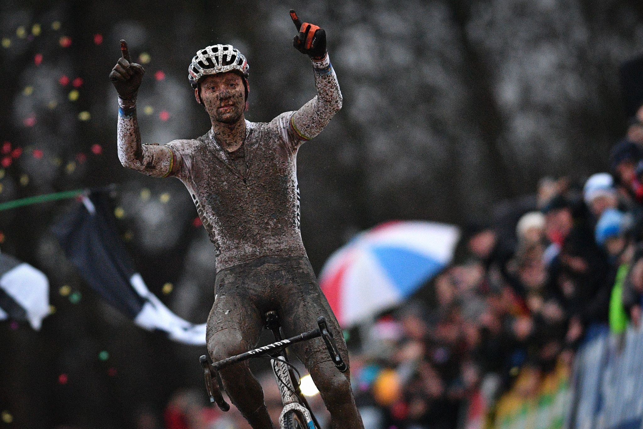 Van der Poel claims fourth consecutive UCI Cyclo-Cross World Cup victory of season after winning in Numar 