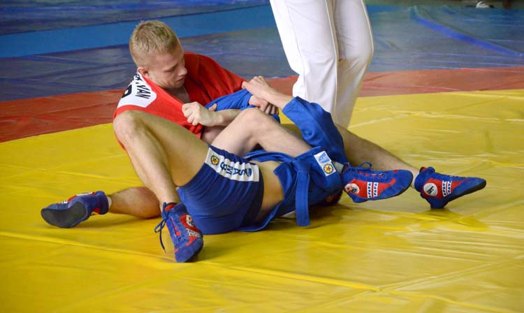 Around 300 athletes took part in the Ukrainian Sambo Championships as the country selected their athletes for the new international year ©FIAS