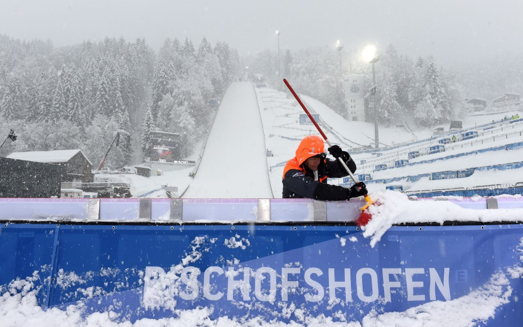 Qualification postponed at final Four Hills Tournament leg due to poor weather