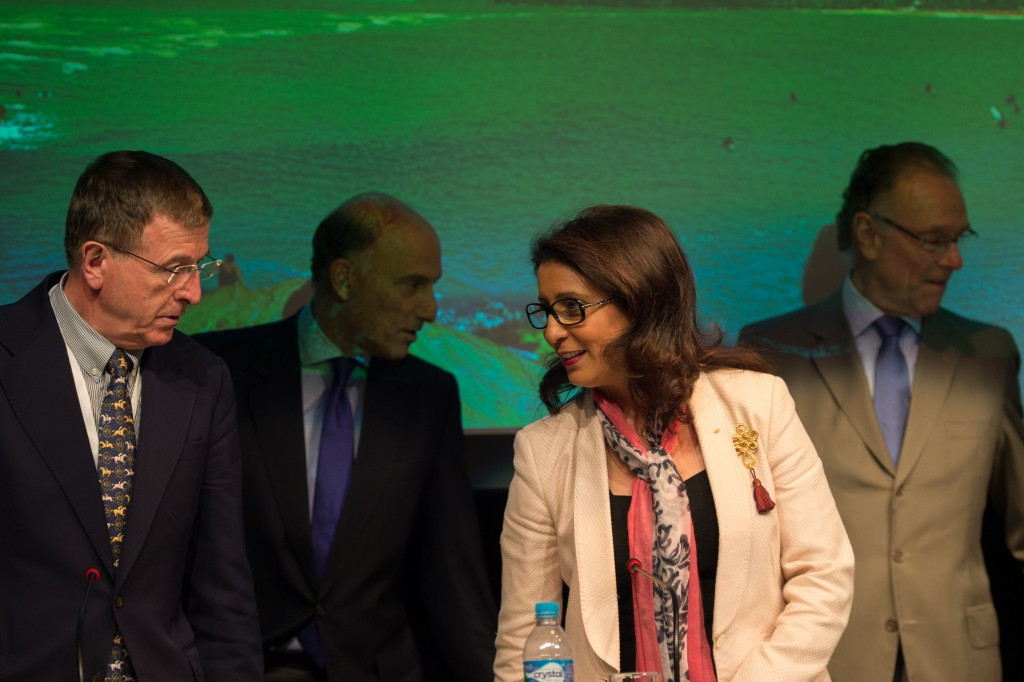 Gilbert Felli (left) pictured with IOC Coordination Commission chair Nawal El Moutawakel and Rio 2016 President Carlos Nuzman (right) ©Getty Images
