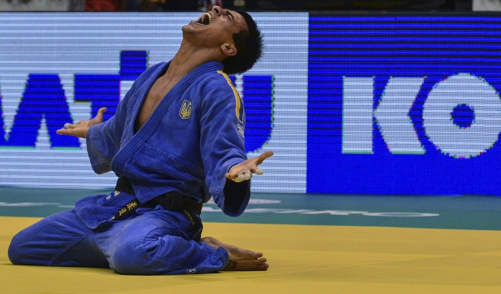 Georgii Zantaraia proved too strong for the opposition in the men's under 66kg category ©Getty Images 