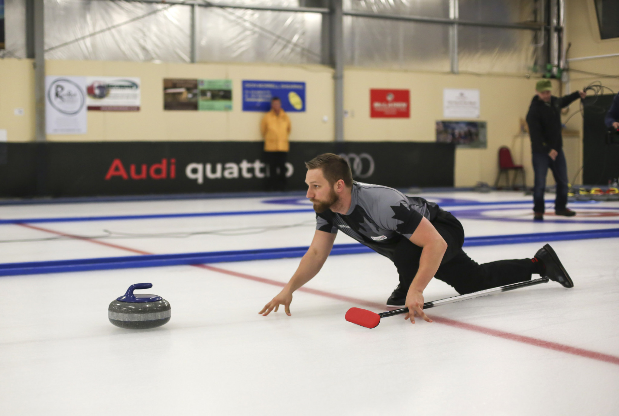 A new World Curling Championship qualification tournament will begin in New Zealand tomorrow featuring eight men's and eight women's teams ©Getty Images