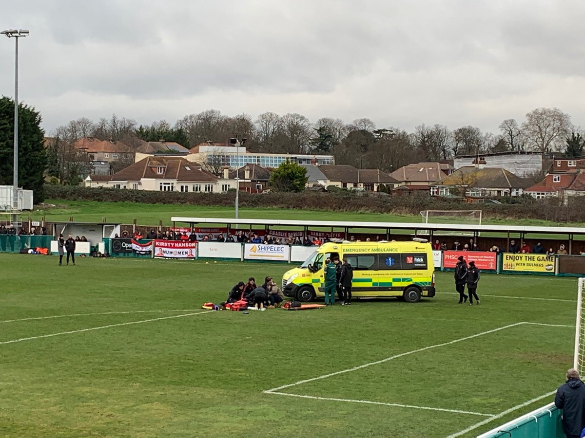 An FA Women's Championship fixture between Charlton and Manchester United was called off after the oxygen supply was used up treating injured Charlton defender Charlotte Kerr ©Twitter