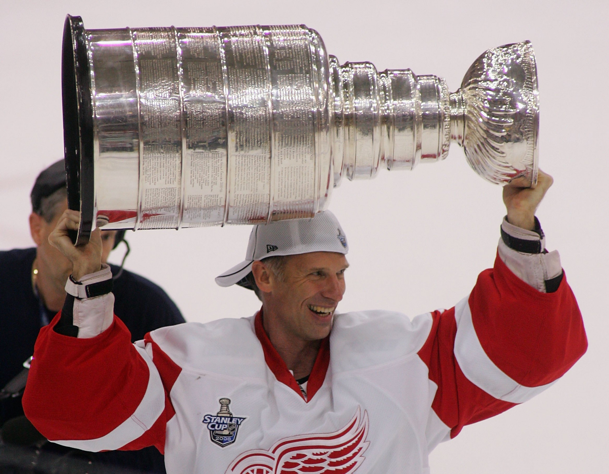 Dominik Hasek won the Stanley Cup with the Detroit Red Wings in 2008 ©Getty Images