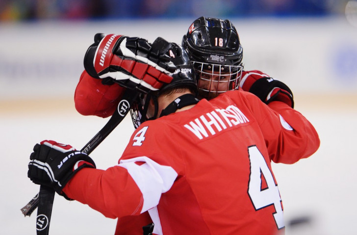 Canada edged to victory over Russia to keep their World Championship title defence alive ©Getty Images