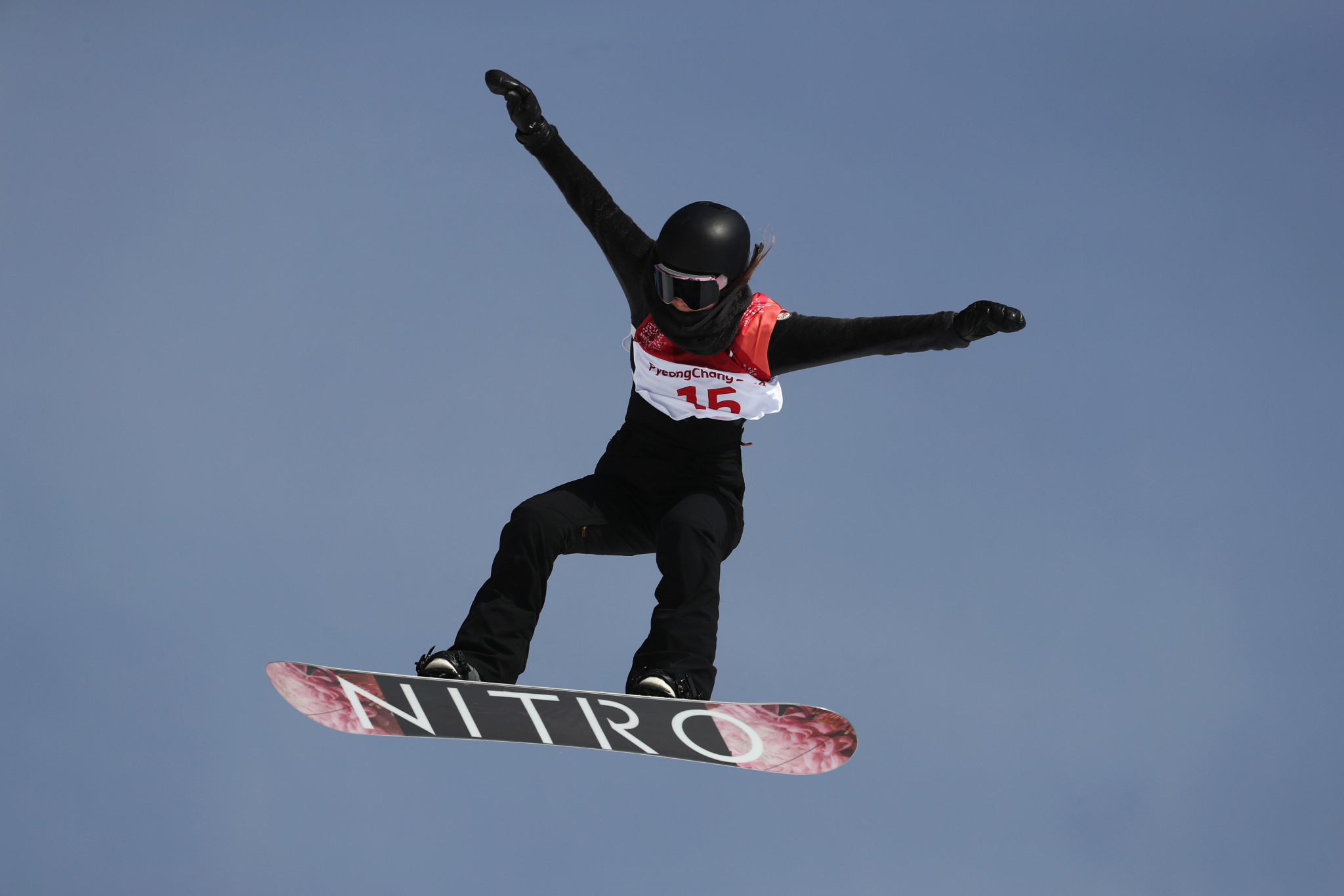 Voigt and Farrell top qualifying at FIS Snowboard Slopestyle World Cup event missing big names 