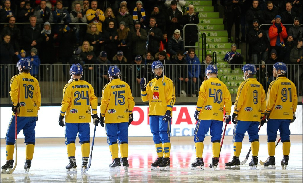 Hosts Sweden beat defending champions Russia in front of a home crowd at the Arena Vänersborg ©2019 Bandy World Championships