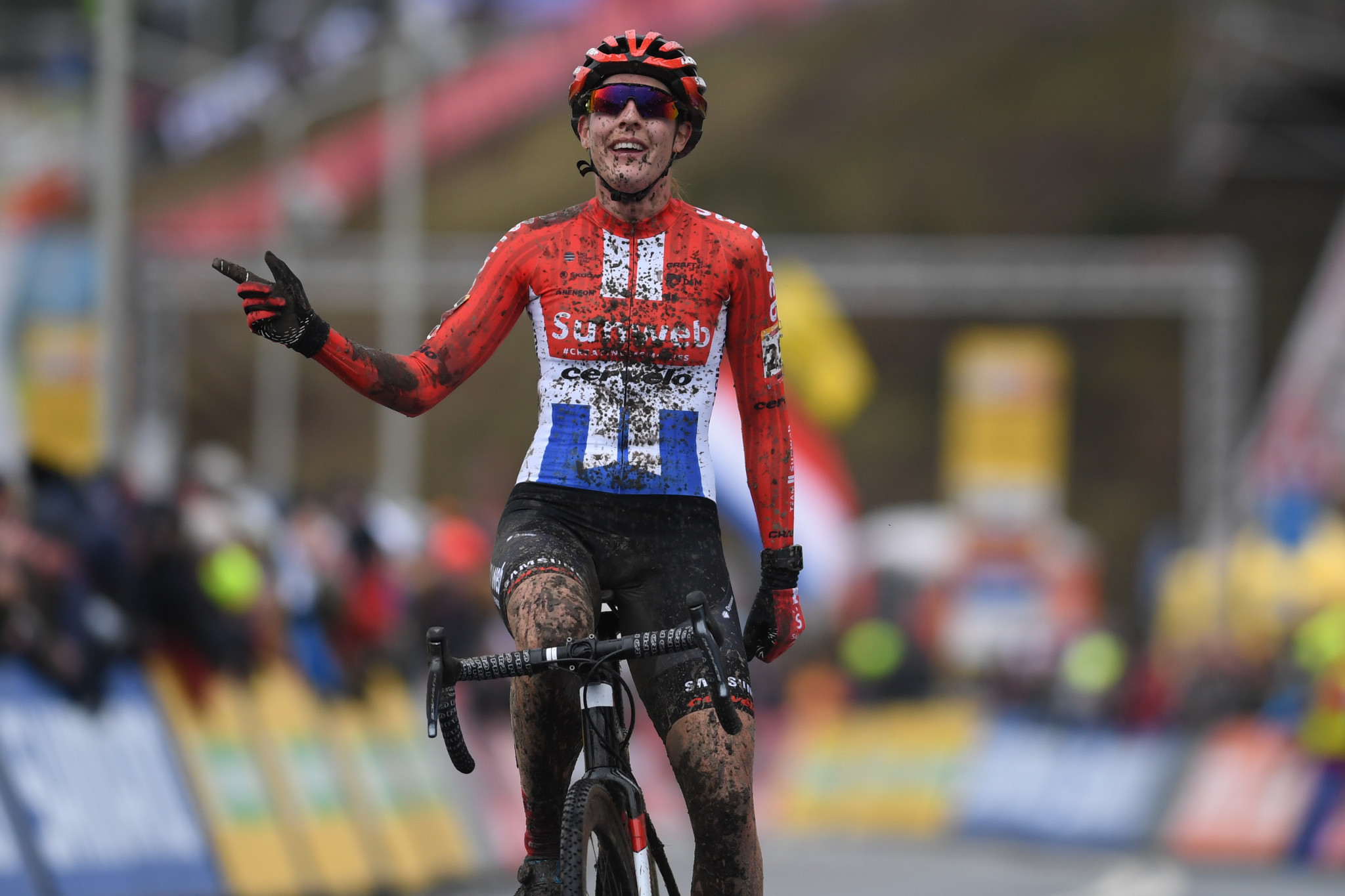 Lucinda Brand claimed her third victory of the season in the women's race ©Getty Images