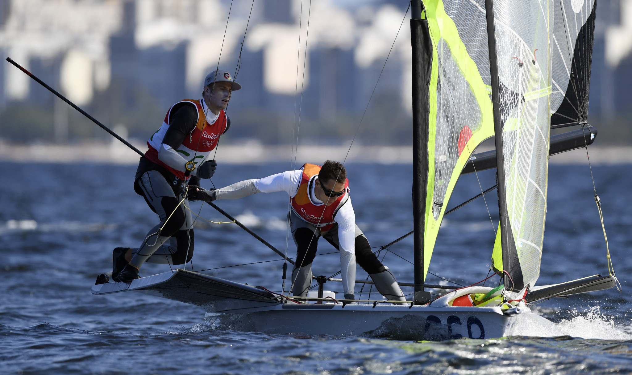 Heil and Ploessel take lead of 49er class at Sailing World Cup in Miami
