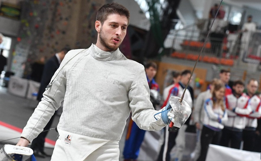 Eli Dershwitz produced solid performances throughout the day on his way to securing the gold medal ©FIE