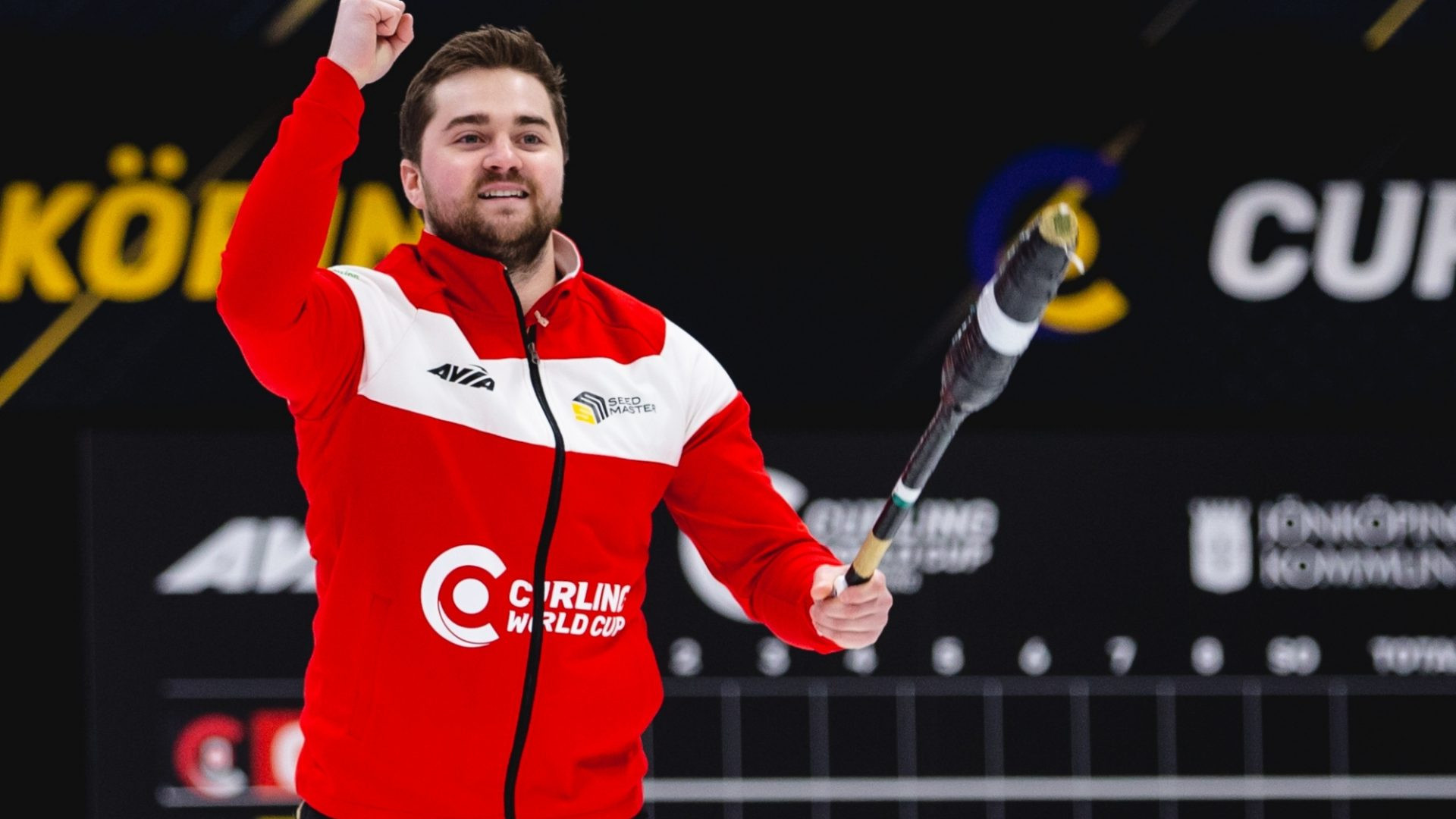Canada's Team Matt Dunstone beat Team Niklas Edin in the men's final of the Curling World Cup in Jönköping ©World Curling Federation/Celine Stucki