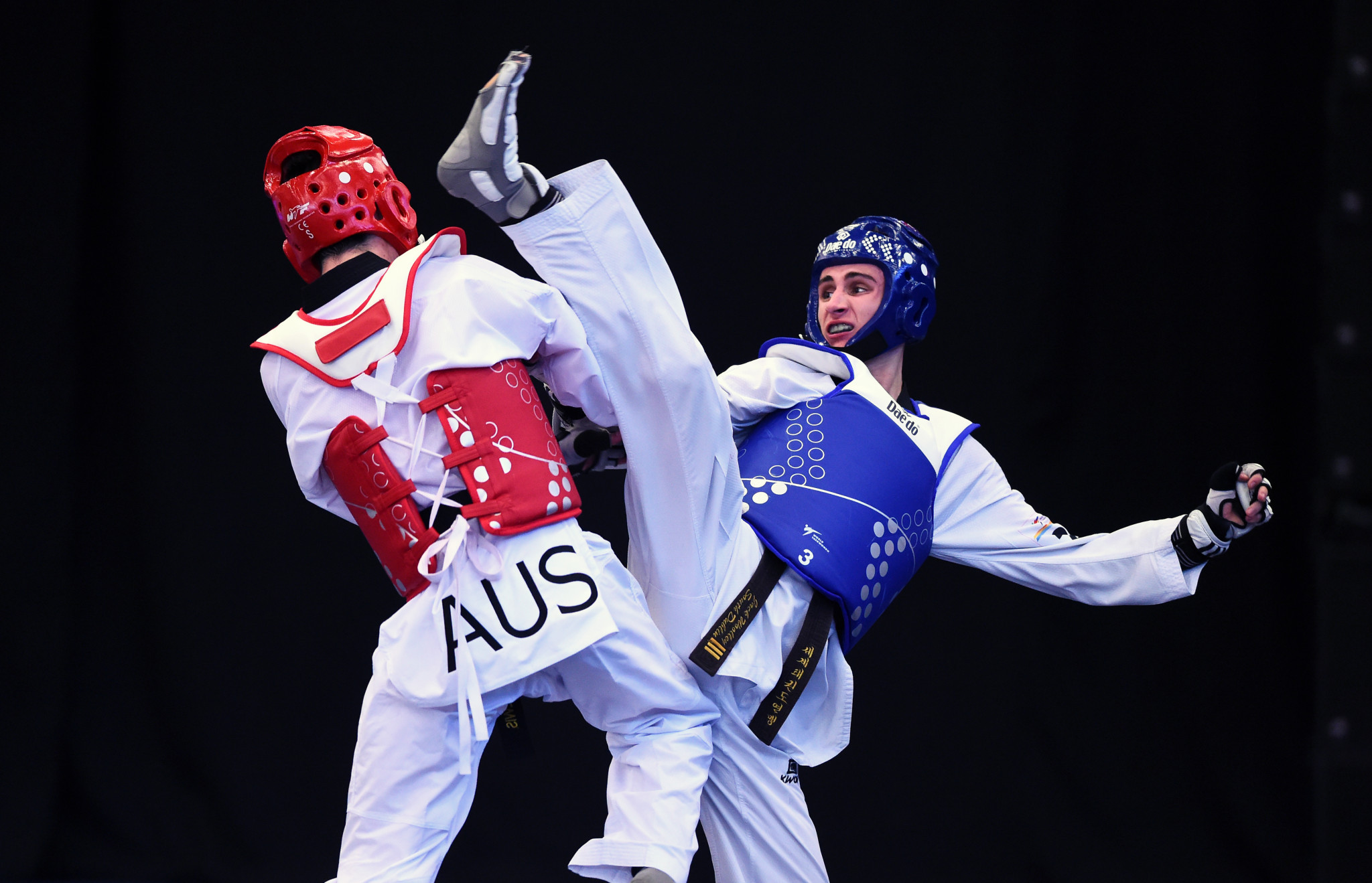 World Taekwondo make equipment grant to Australia