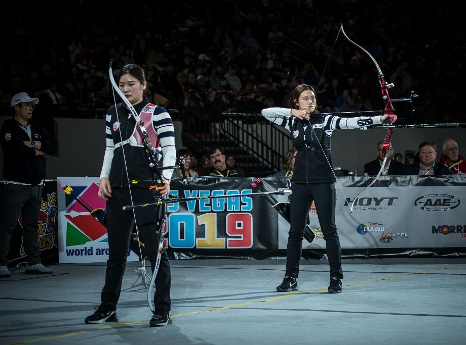 Sim Yeji won an all-South Korean women's recurve final against Kang Chae Young ©World Archery