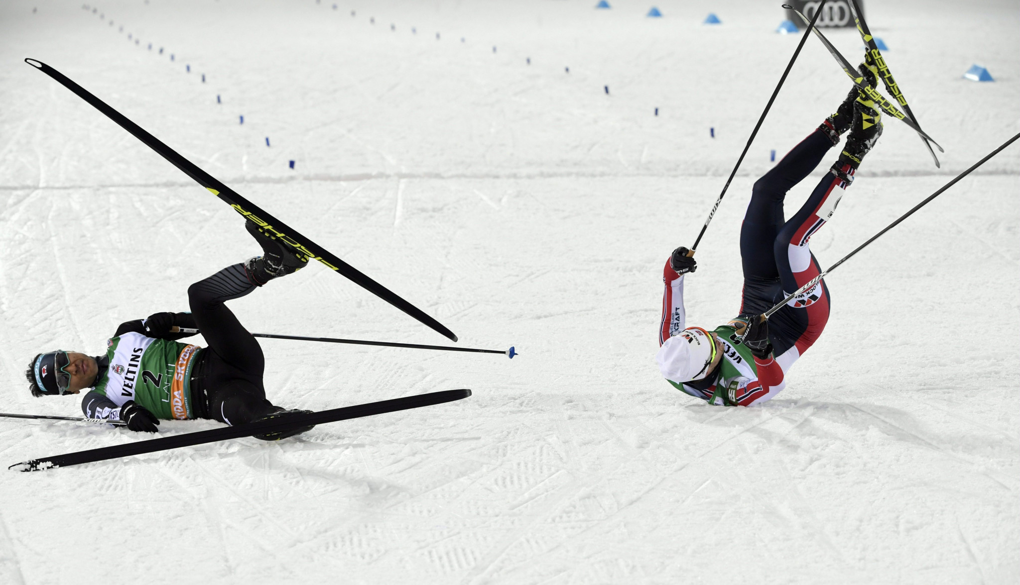 Jørgen Graabak, right, was awarded victory in a photo-finish at the FIS Nordic Combined World Cup in Lahti ©Getty Images