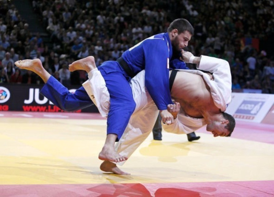 Georgia’s Varlam Liparteliani denied France gold in the men's under 90kg event