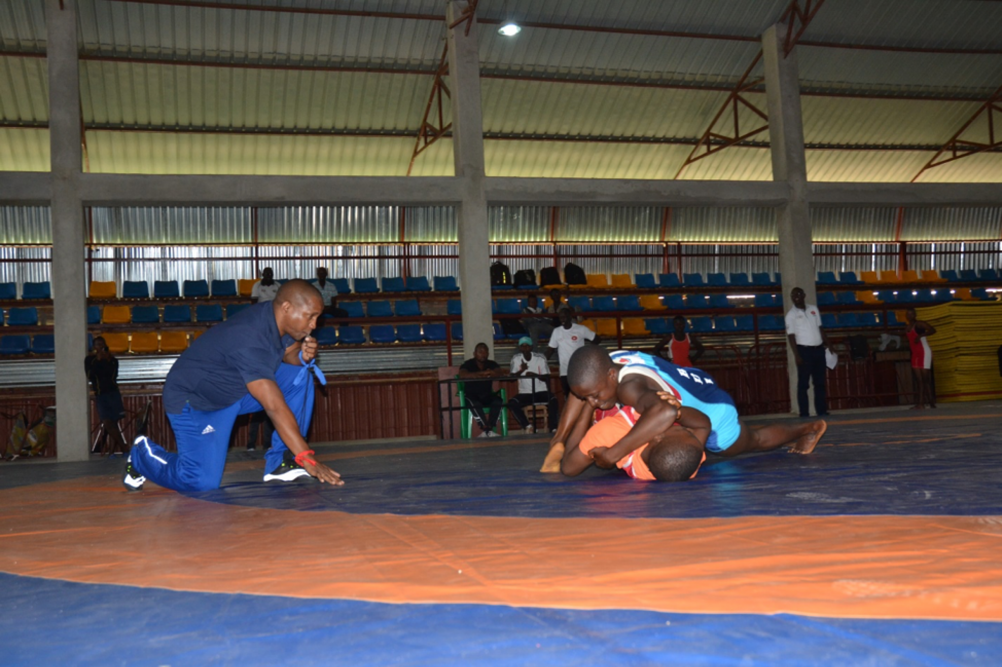 The Burundi Olympic Committee hosted a wrestling coaching course and national competition in Bujumbura ©UWW