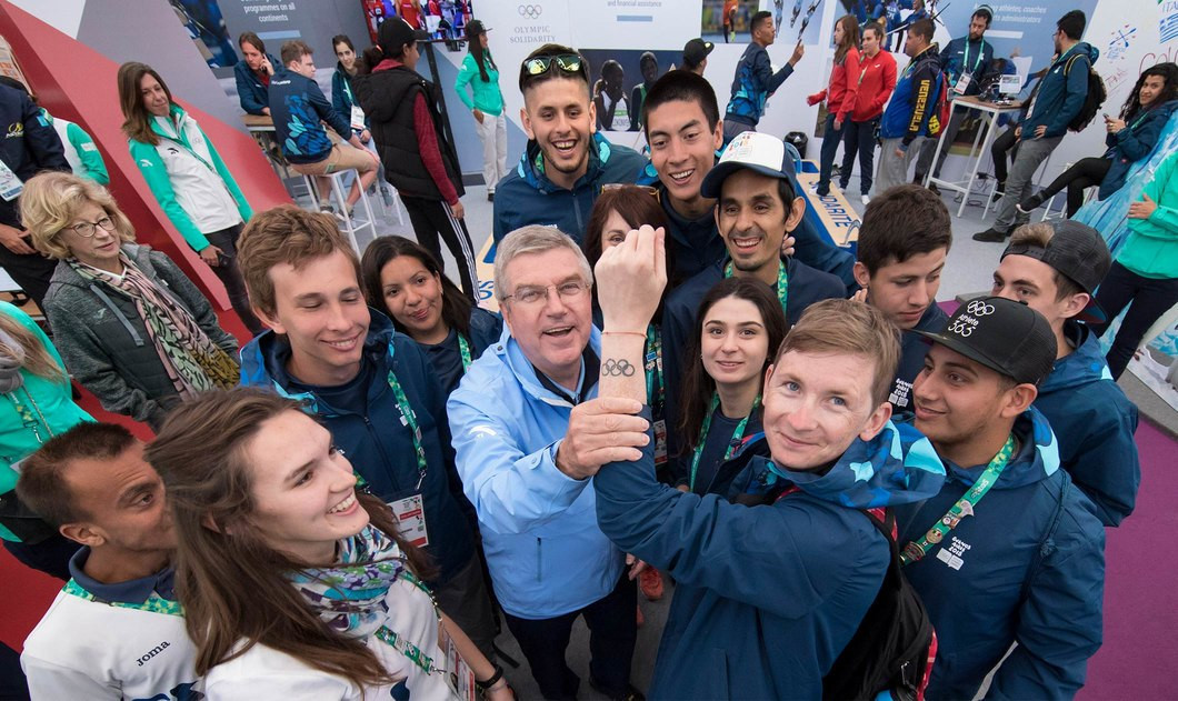Volunteers are considered to be an essential ingredient of any Olympic event ©IOC/Greg Martin