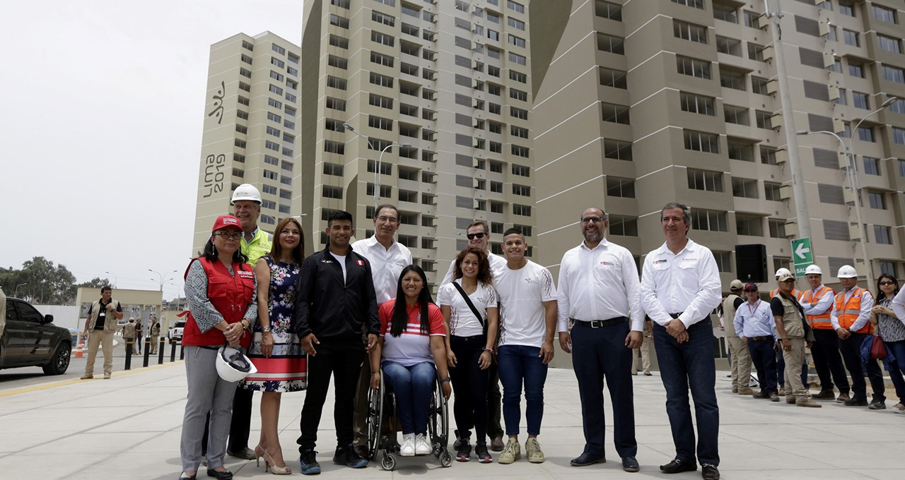 Peruvian President Martín Vizcarra Cornejo visited the Lima 2019 Athletes' Village ©Lima 2019