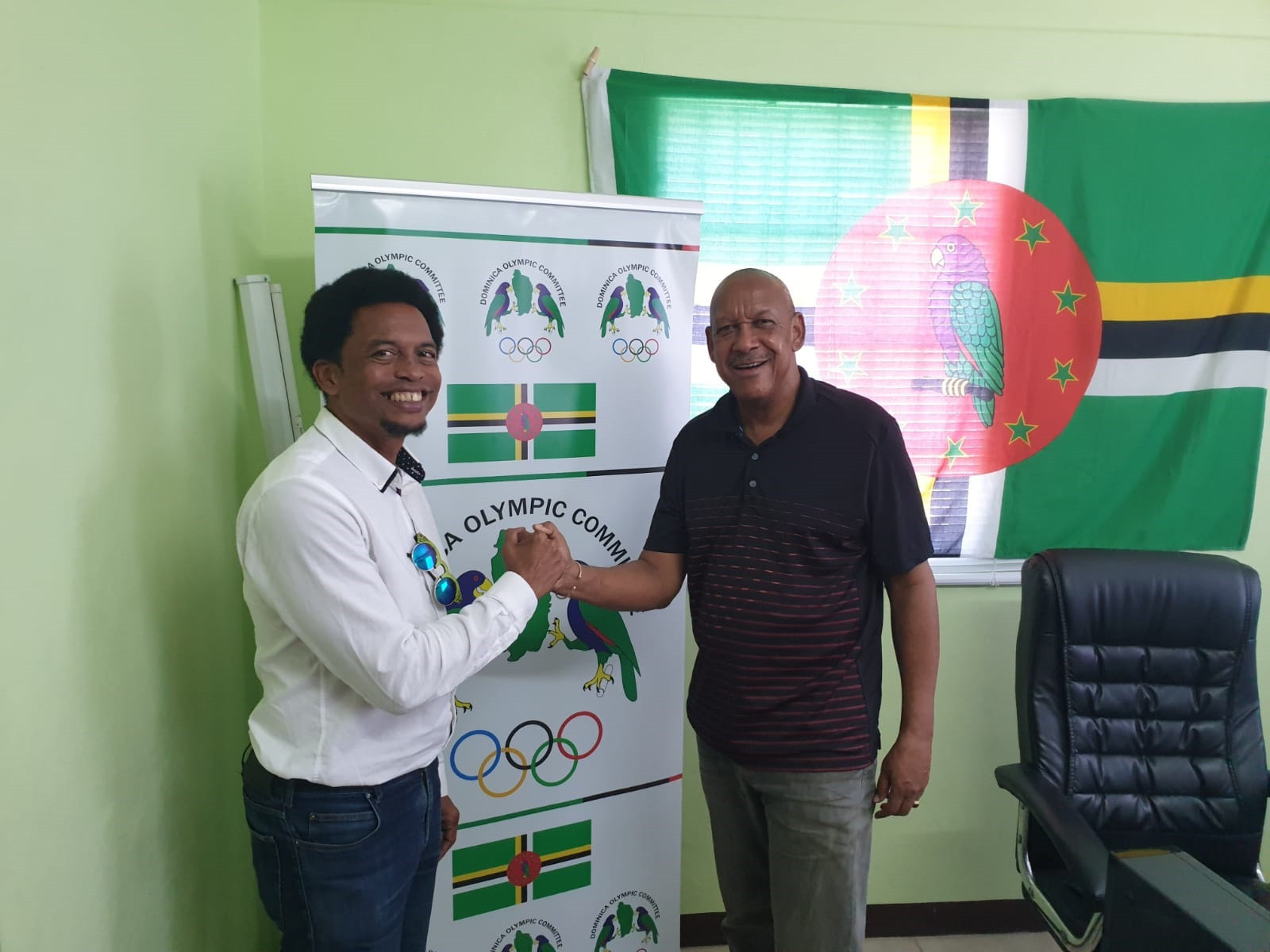 CANOC President Brian Lewis and Dominica Olympic Committee counterpart Billy Doctrove met in Roseau ©CANOC/DOC