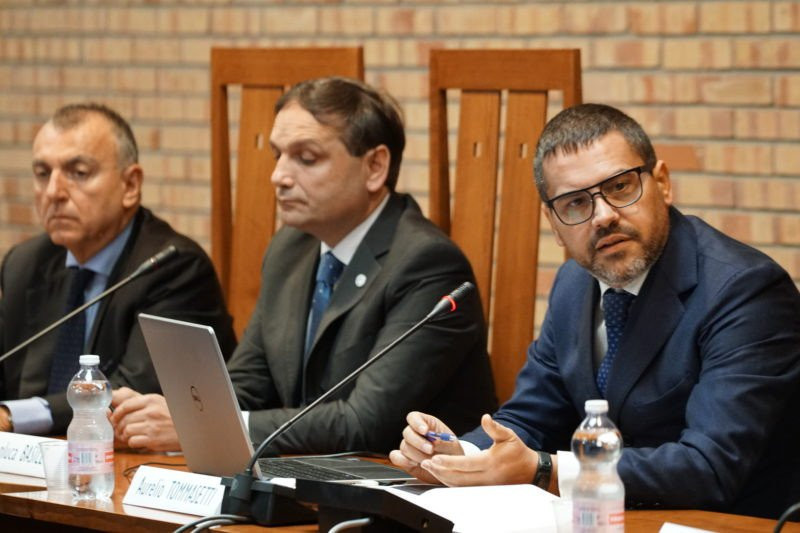 The original agreement allowing athletes to stay at the University of Salerno during the 2019 Summer Universiade in Naples was signed during a meeting in November last year ©Naples 2019