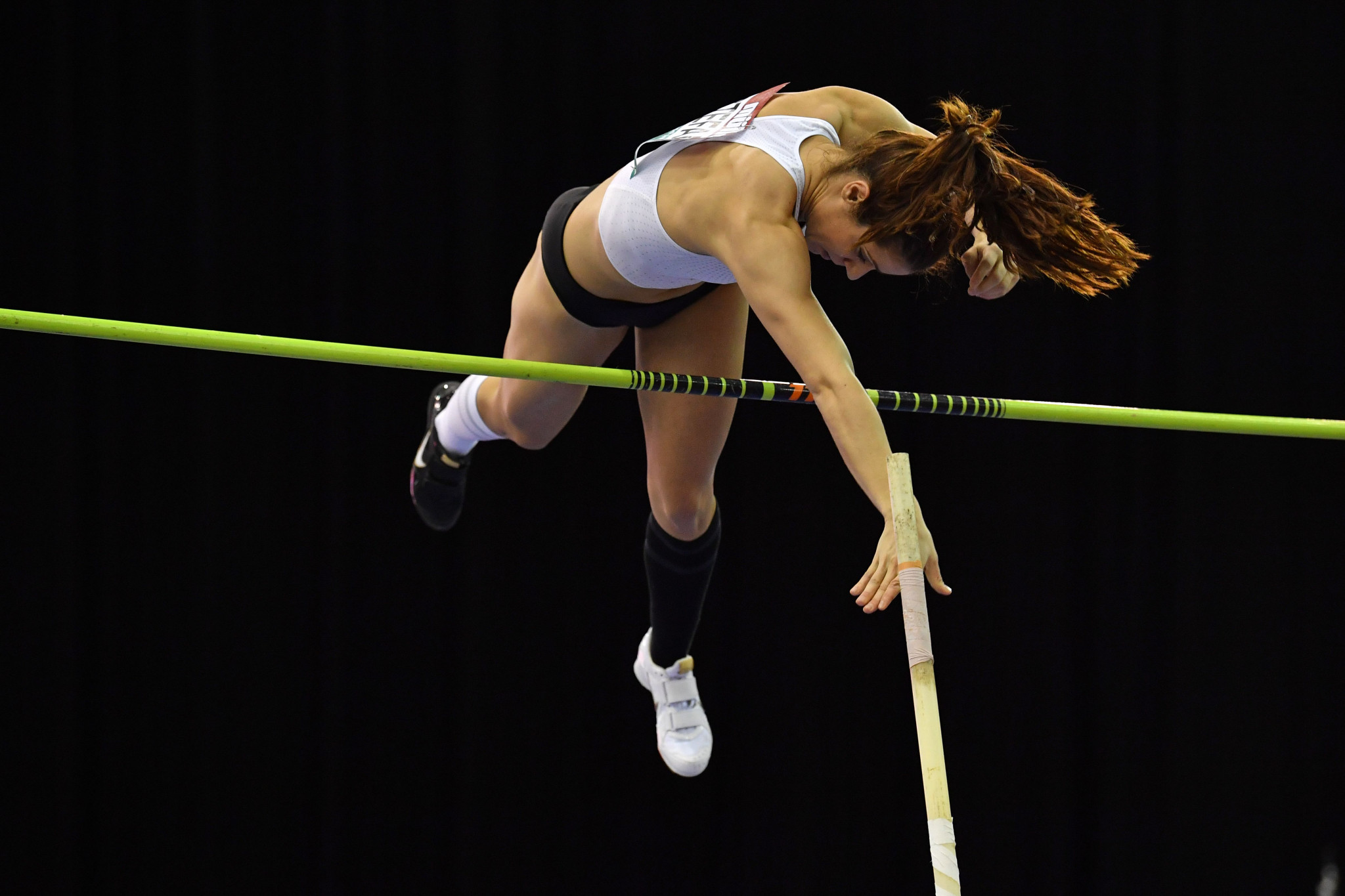 Greece's Katerina Stefanidi is in contention to win the women's pole vault title ©Getty Images