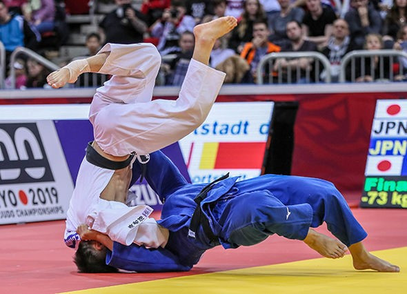 Ono beats former high school team-mate to gold as Japanese domination goes on at IJF Düsseldorf Grand Slam 
