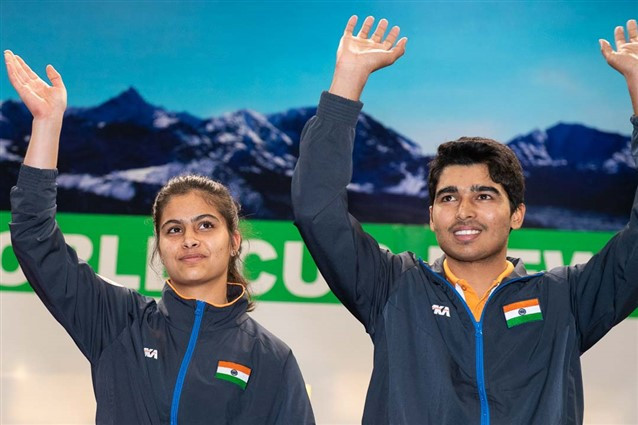 Manu Bhaker and Chaudhary Saurabh combined to great effect at the Dr. Karni Shooting Range ©ISSF