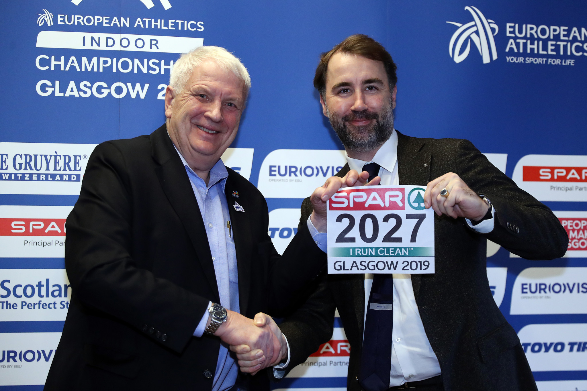 European Athletics President Svein Arne Hansen, left, and SPAR chief executive Tobias Wasmuht pictured at Glasgow City Chambers today ©Getty Images  