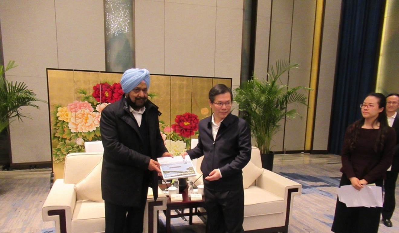 OCA honorary life vice-president Randhir Singh recently held talks with Hangzhou Mayor Xu Liyi about the possibility of cricket appearing on the programme for the 2022 Asian Games in the Chinese city ©OCA