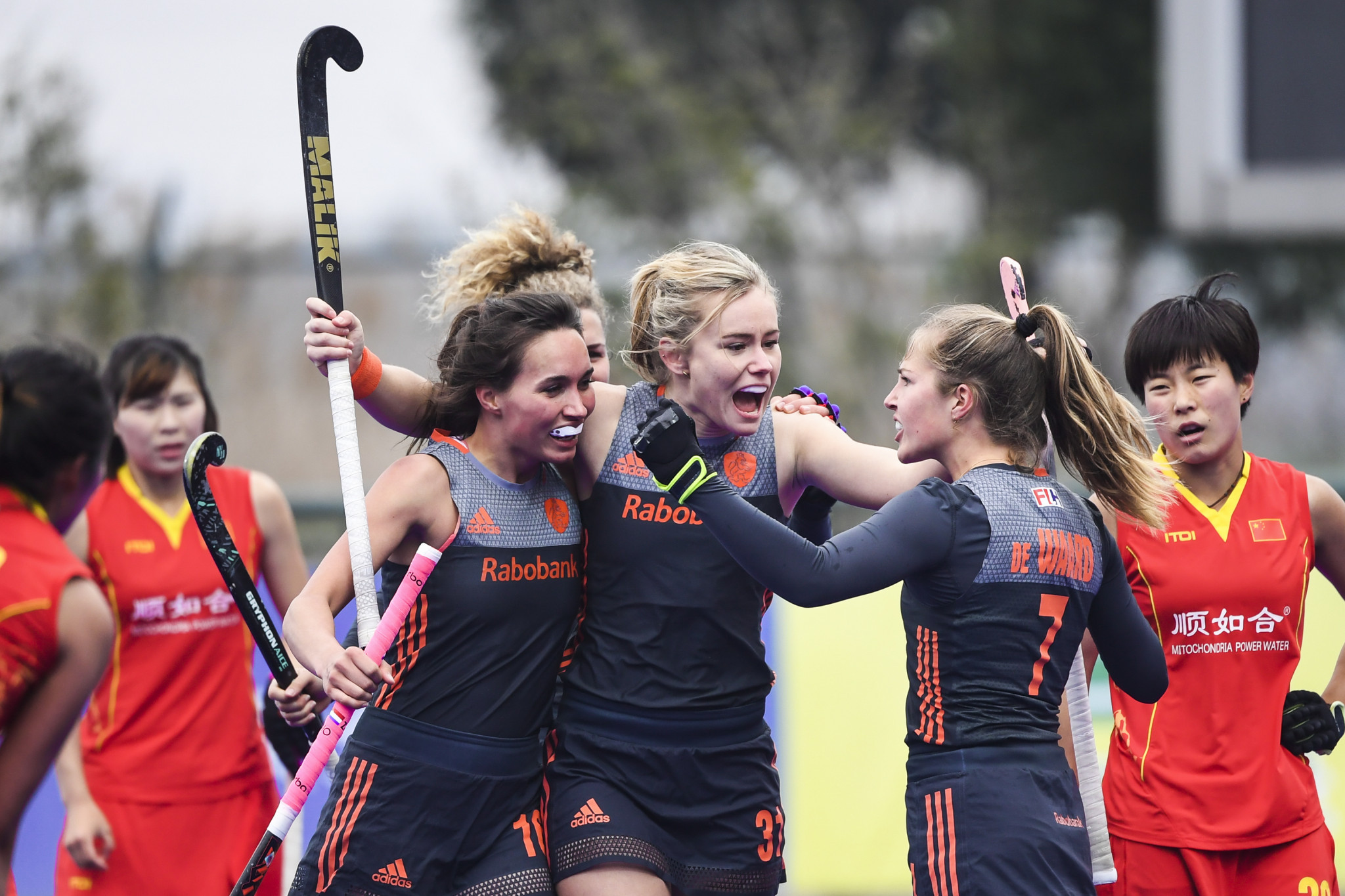 A late strike from Freeke Moes propelled The Netherlands back to the top of the women's standings ©Getty Images