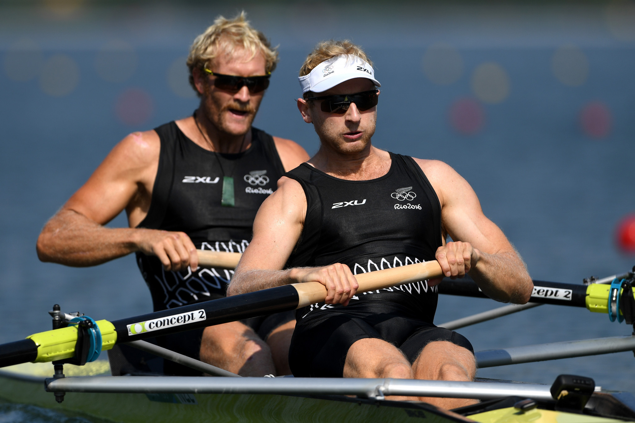 New Zealand's double Olympic champion Hamish Bond has announced a return to rowing after switching from the sport to cycling ©Getty Images