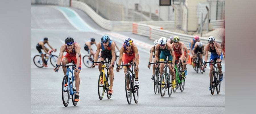 All of last season's top-10 male athletes will compete in the 2019 World Triathlon Series opening event in Abu Dhabi tomorrow ©World Triathlon