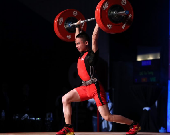 Tu Tung Do of Vietnam won a hat-trick of gold medals with three youth world records as the International Weightlifting Federation Youth World Championships began in Las Vegas ©IWF