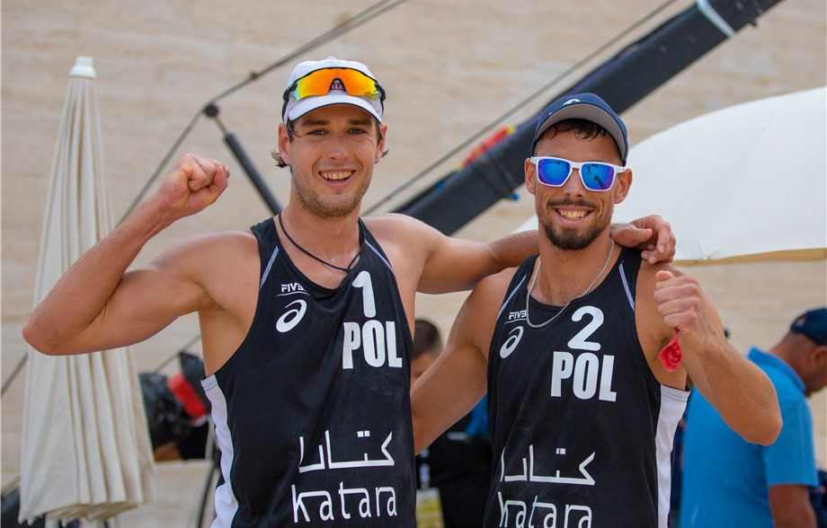 Poland's Kantor and Losiak return to last eight at FIVB Beach Volleyball World Tour event in Doha
