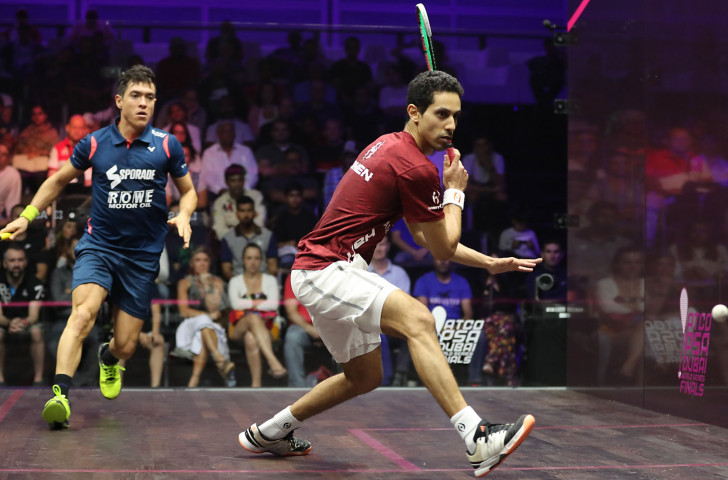 Egypt's Tarek Momen, right, earned revenge today for last year's defeat in the PSA Canary Wharf Classic as he beat fellow countryman and defending champion Mohamed Elshorbagy ©Getty Images