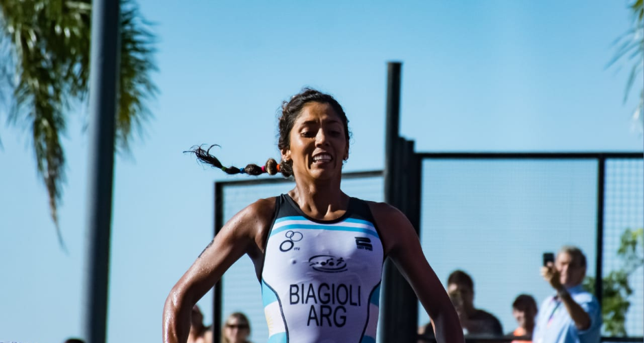 Home nation triathlete wins first gold medal of 2019 South American Beach Games in Rosario